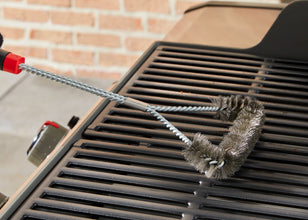 Weber 18''THREE-SIDED GRILL BRUSH